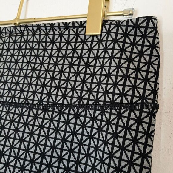 Lululemon Geometric Print Workout Leggings Athletic Yoga Pants Size 6 - Picture 2 of 8